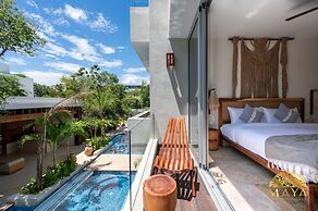 NHOA 207C Lux 1BR Condo Pool View at Aldea Zama