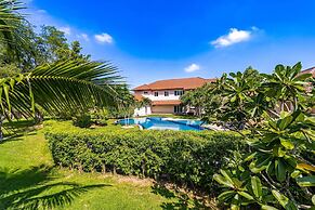 Luxury 6 Bed Mansion - CAS
