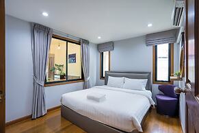 Natcha Pool Villa by Warin