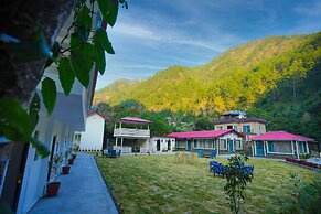 Nature Sprint Resort By The River