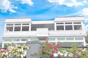 Rose Hill Bungalow
