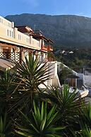 Nereides Seaside Apartments