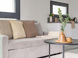 Sanders Evolution 2 Sweet 2 Bedroom Apartment With Balcony