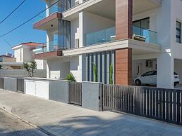 Sanders Evolution 2 - 2 Bedroom Apartment With Private Rooftop