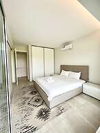Emerald Bay Suites