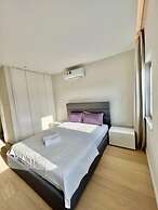 Emerald Bay Suites