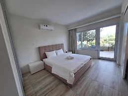 Emerald Bay Suites