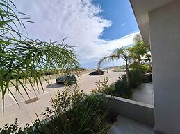 Emerald Bay Suites