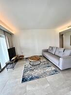 Emerald Bay Suites