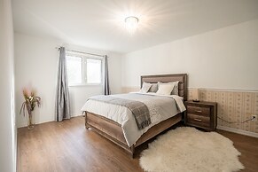 GLOBALSTAY Cozy 4 Bedroom House