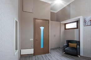 H&B apartments Qolga