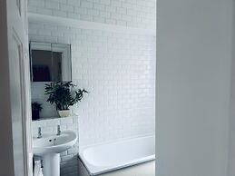 Beautiful one bed Apartment in Glasgow West End