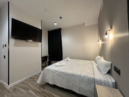 CC Opera Suites