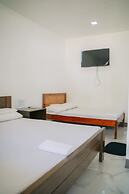 L'Puerta Travel Inn