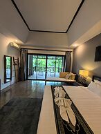 Sannot Riverside Boutique Hotel