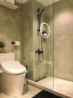 Urban Abode Apartment 1