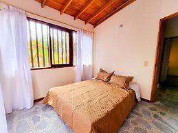 Hostal - Casa Rionegro