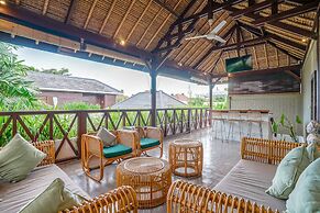 Frangipani Villa Putih at Berawa