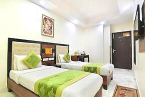 Hotel Emporio