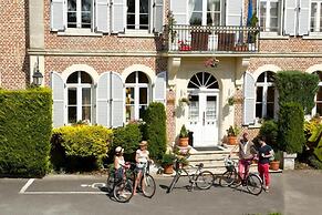 hotel le clos du montvinage