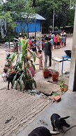Mae Sot Commune and Camping