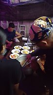 Mae Sot Commune and Camping