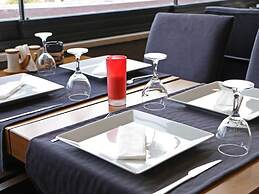 Grand Uskudar Hotel