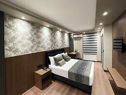 Grand Uskudar Hotel