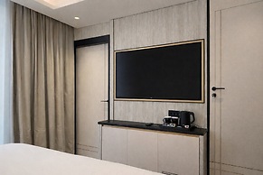 The Unique Hotel