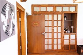 Chonor House