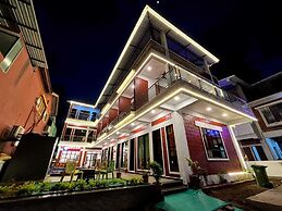 Relax Beach Resort