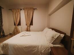 Elati Leisure -suites & apartments-