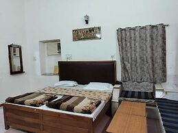 Hotel Rawat