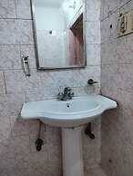 Hotel Rawat