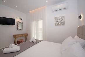 Anthi Beach Suite