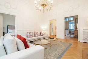 Beautiful Belgravia by Underthedoormat