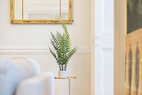 Beautiful Belgravia by Underthedoormat