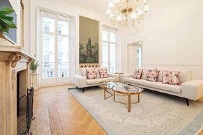 Beautiful Belgravia by Underthedoormat