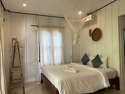 The River Retreat Koh Mak