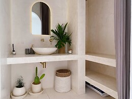 Splendid Villa Eden White Canggu Pool & 2 Bd