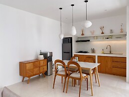 Splendid Villa Eden White Canggu Pool & 2 Bd