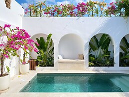 Splendid Villa Eden White Canggu Pool & 2 Bd