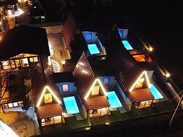 Patya BUNGALOV