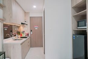 Good Choice And Homey Studio Apartment At B Residence