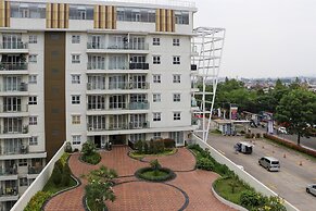 Spacious 3Br With Good View At Gateway Pasteur Apartment