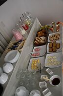 EXPRESS HOTEL