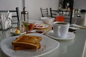 EXPRESS HOTEL