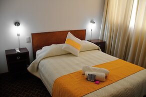 EXPRESS HOTEL