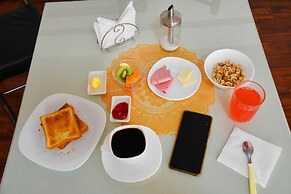 EXPRESS HOTEL