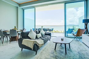 NEW Beachfront Marítima Condos 2 Pools